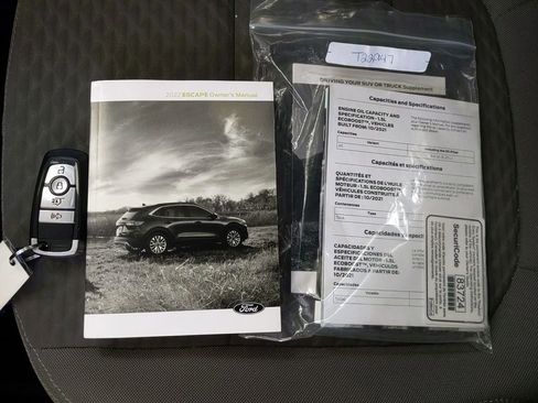 Used 2022 Ford Escape SE w/ Convenience Package AWD/4WD image 30