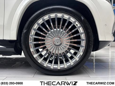 Used 2022 Mercedes-Benz Maybach GLS 600 4MATIC image 47