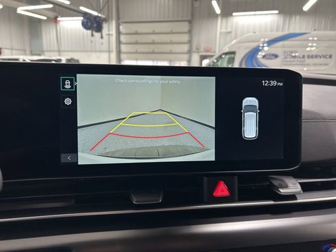 New 2026 Kia Carnival LXS image 17