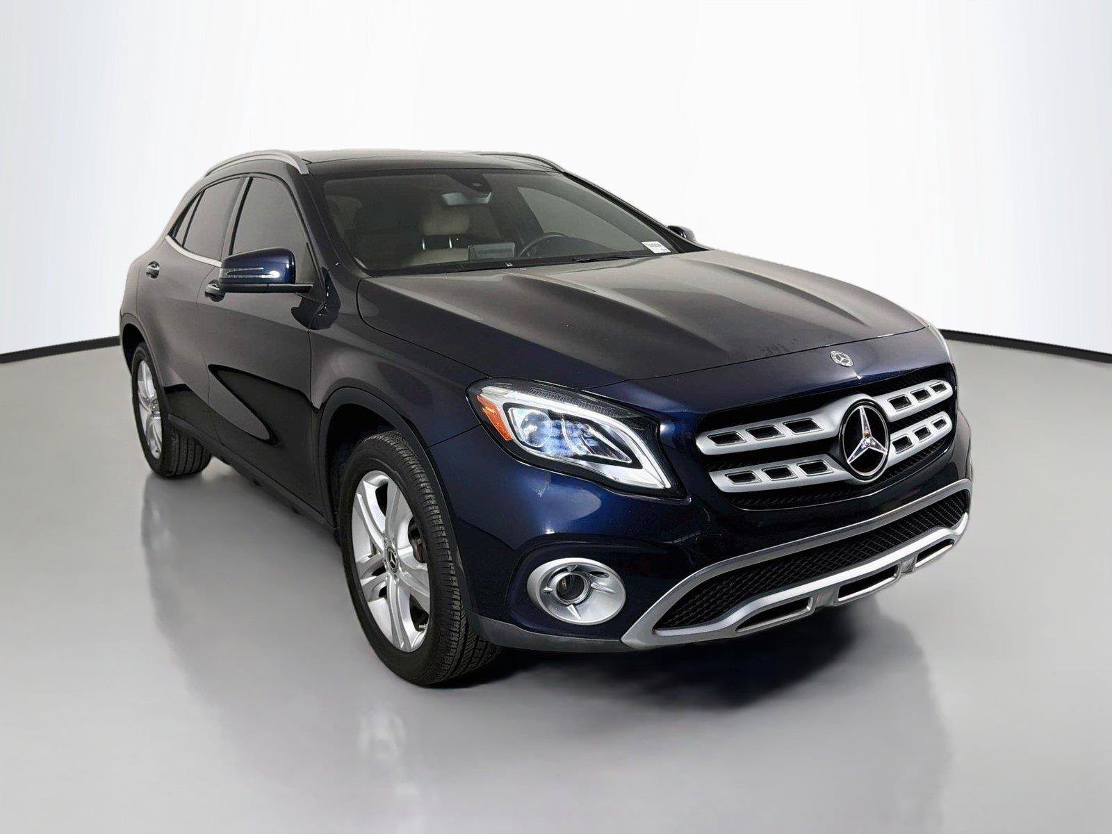 Used 2018 Mercedes-Benz GLA 250 4MATIC image 3