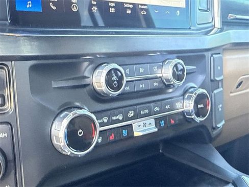 Used 2024 Ford F350 Lariat w/ Lariat Ultimate Package image 18