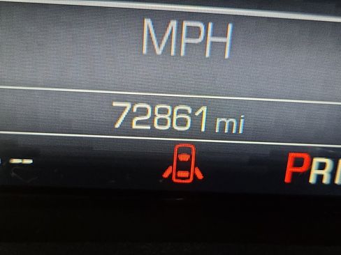 Used 2016 GMC Canyon SLE w/ All Terrain Package image 18