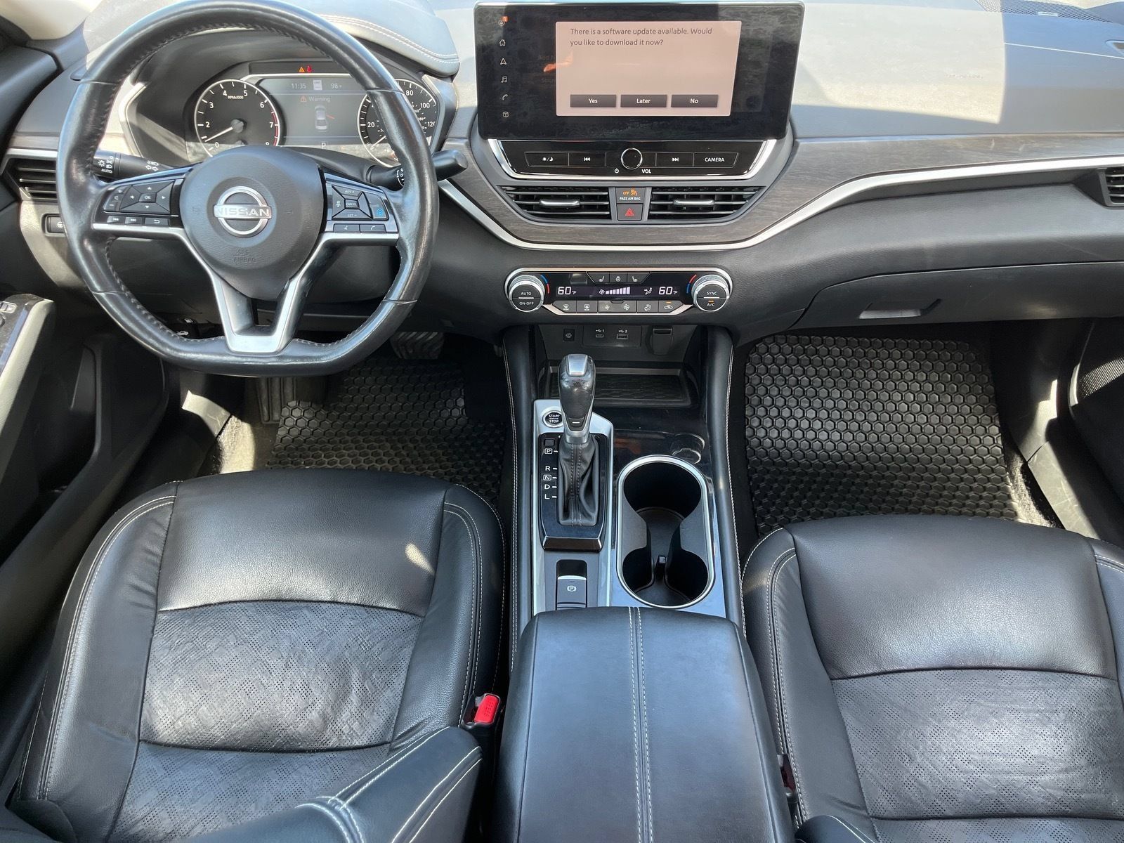 Used 2023 Nissan Altima 2.5 SL FWD image 12
