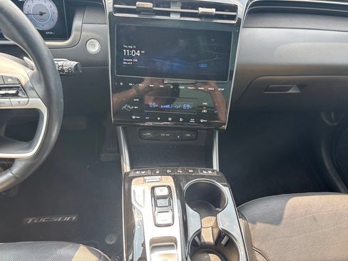 Used 2022 Hyundai Tucson Limited AWD/4WD image 10