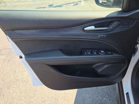 Used 2024 Alfa Romeo Stelvio Sprint RWD image 28
