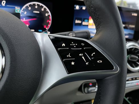 New 2026 Mercedes-Benz GLB 250 image 27