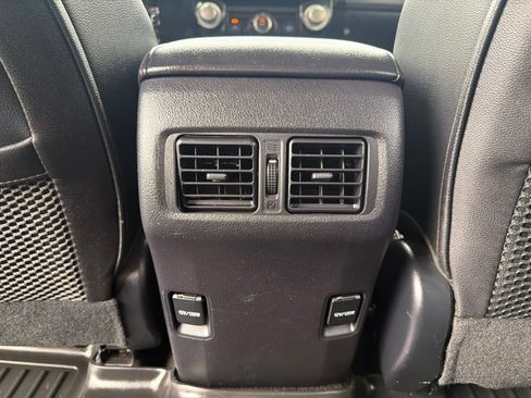 Used 2016 Toyota 4Runner Trail Premium AWD/4WD image 19