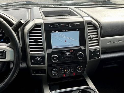 Used 2017 Ford F250 Lariat w/ Lariat Ultimate Package image 6