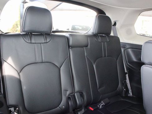 Used 2025 Honda Pilot Elite image 56