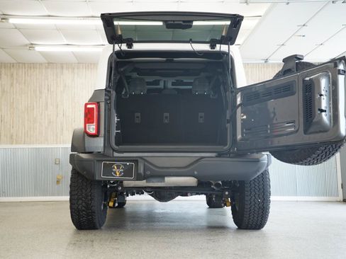 Used 2025 Ford Bronco Heritage Edition AWD/4WD image 39