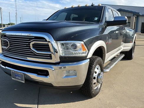 Used 2013 RAM 3500 Laramie AWD/4WD image 4