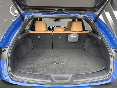 Certified 2025 Lexus UX 300h FWD image 23
