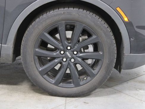 Used 2021 Lincoln Nautilus Reserve w/ Equipment Group 201A image 12