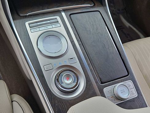 Used 2022 Genesis GV80 2.5T w/ Prestige Package 04 image 33