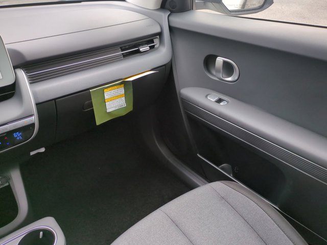 New 2024 Hyundai Ioniq 5 SEL RWD image 16