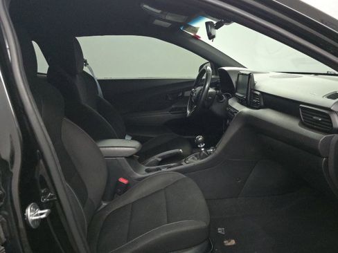 Used 2020 Hyundai Veloster N w/ Performance Package image 6