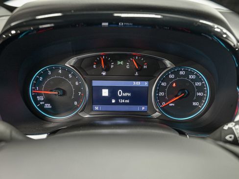 Used 2023 Chevrolet Traverse RS AWD/4WD image 21