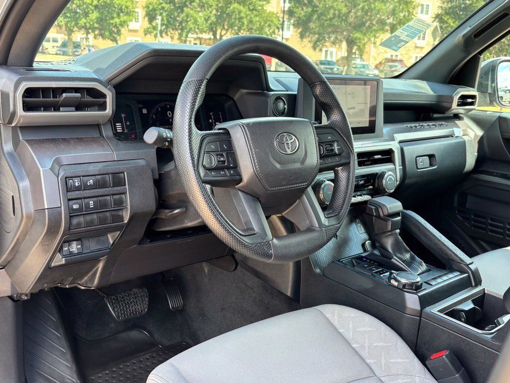 Used 2026 Toyota Tacoma SR5 AWD/4WD image 11