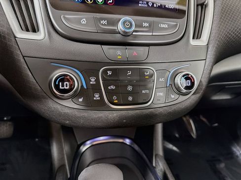 Used 2024 Chevrolet Malibu LT FWD image 15