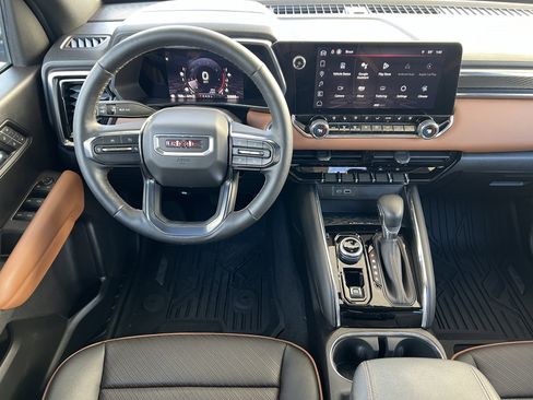 Used 2023 GMC Canyon AT4 w/ AT4 Premium Package image 28