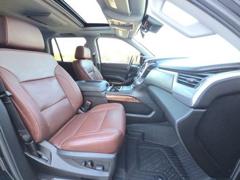 Used 2020 Chevrolet Tahoe Premier w/ Premier Plus Edition image 12