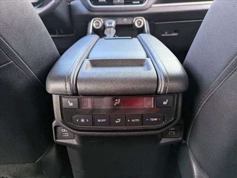 Certified 2025 Toyota Grand Highlander FWD image 18