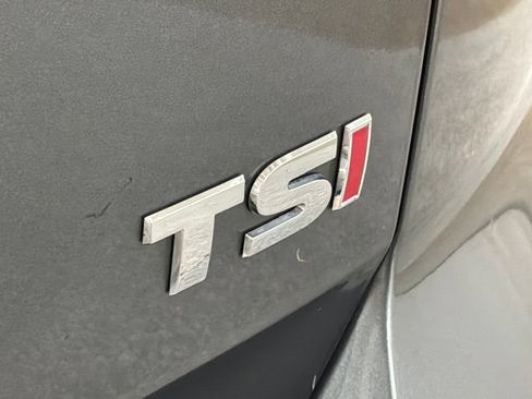 Used 2016 Volkswagen Golf S FWD image 24