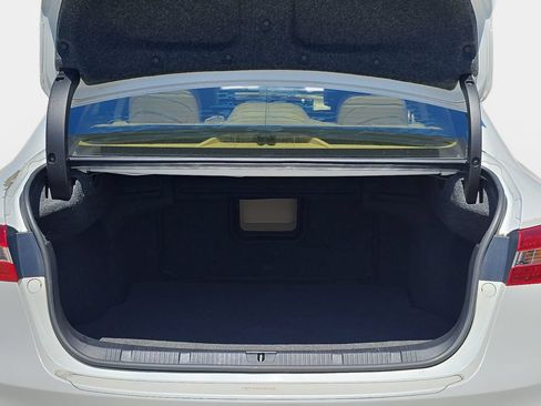 Used 2016 Toyota Avalon Limited FWD image 14
