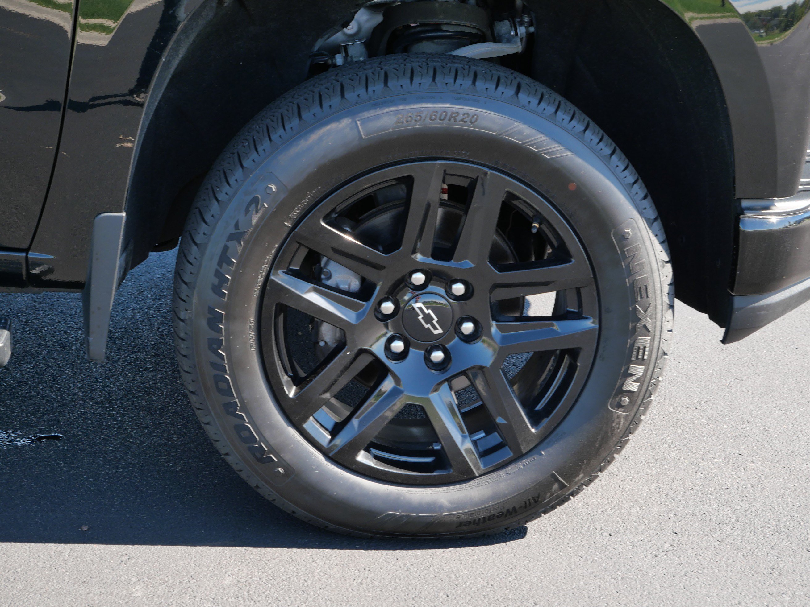 Used 2022 Chevrolet Silverado 1500 LT Trail Boss w/ LT Trail Boss Premium Package AWD/4WD image 15