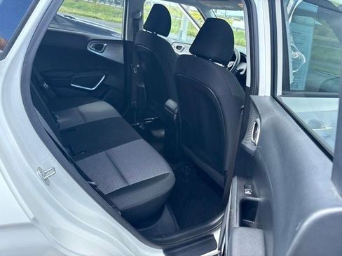 Used 2024 Kia Soul LX w/ Option Group 015 FWD image 10