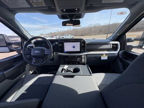 New 2026 Ford F250 XLT w/ XLT Premium Package image 24