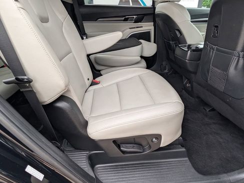 Used 2023 Kia Telluride S AWD/4WD image 22