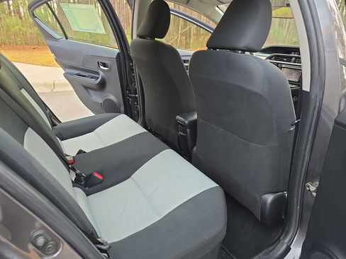 Used 2015 Toyota Prius C Two image 11