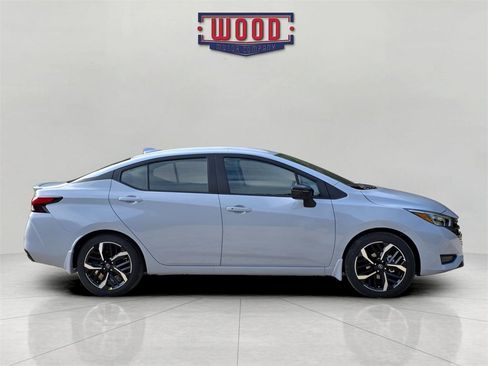 New 2025 Nissan Versa SR w/ Trunk Package image 2