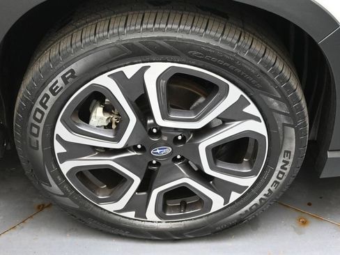 Certified 2023 Subaru Ascent Touring AWD/4WD image 10
