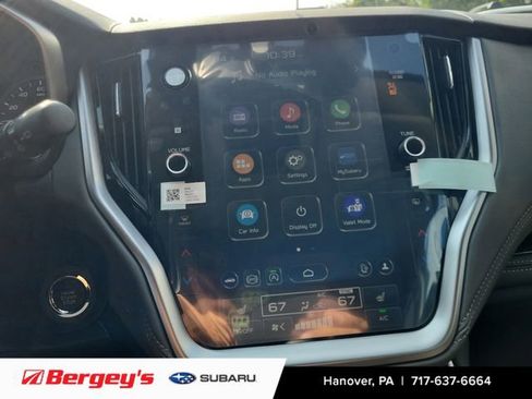 Used 2025 Subaru Outback Onyx Edition image 16