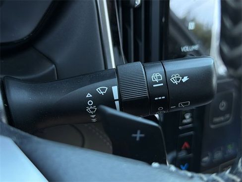 Used 2025 Subaru Outback Premium w/ Popular Package #1 image 29