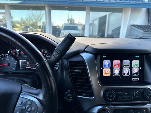 Used 2018 Chevrolet Tahoe Premier image 17