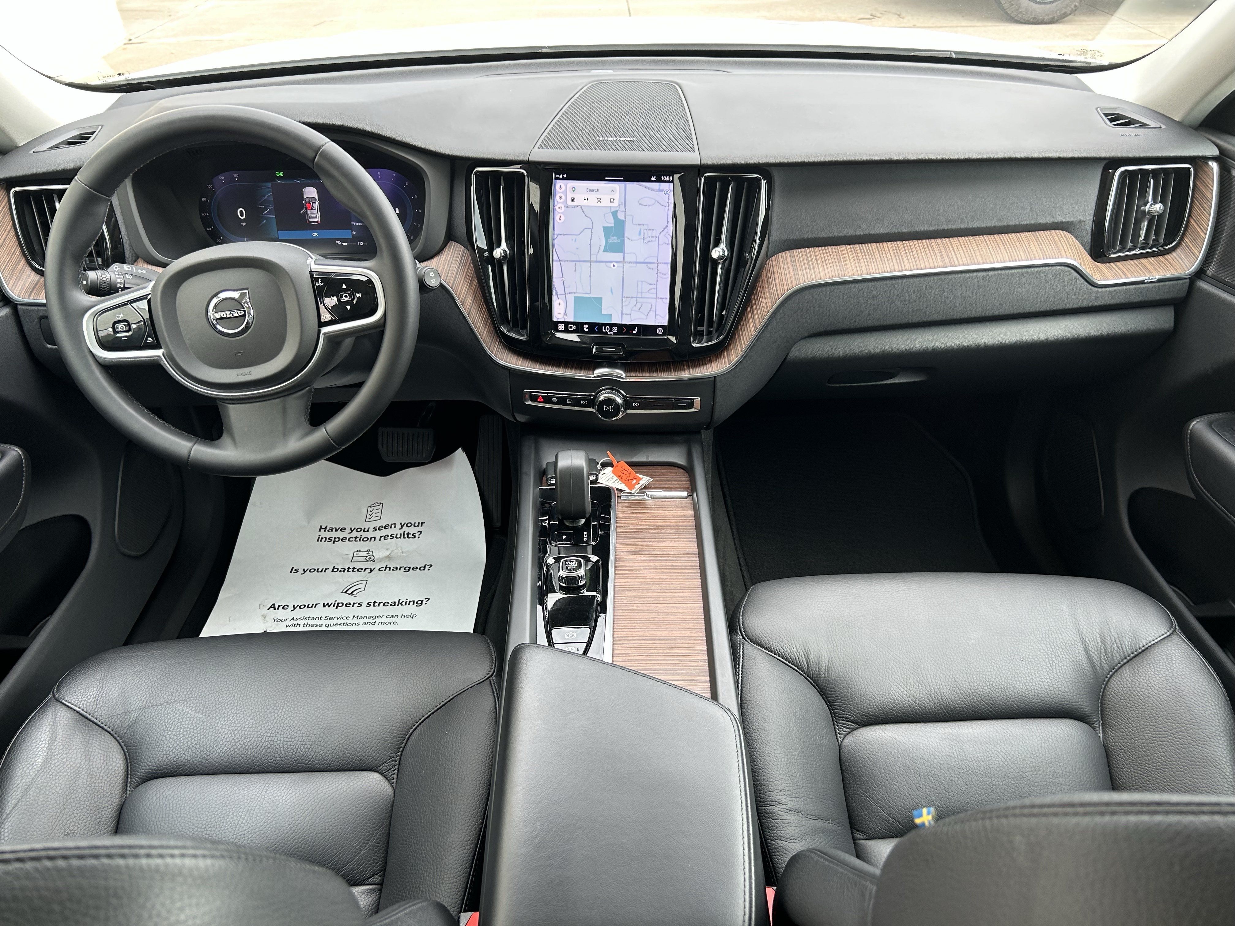 Used 2023 Volvo XC60 B5 Plus w/ Climate Package AWD/4WD image 18