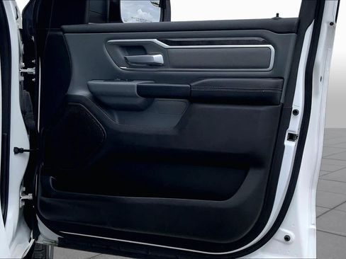 Used 2022 RAM 1500 Big Horn AWD/4WD image 22