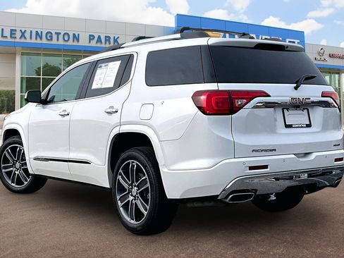 Used 2019 GMC Acadia Denali w/ Technology Package image 2