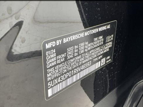 Used 2024 BMW X3 sDrive30i w/ Premium Package RWD image 51