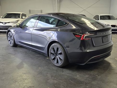Used 2024 Tesla Model 3 Standard Range RWD image 2