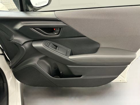 Used 2024 Subaru Crosstrek 2.0i Premium image 33