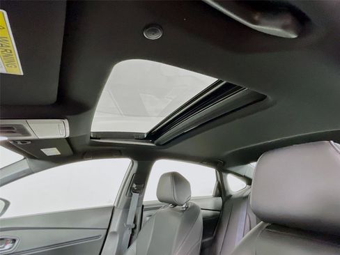 Used 2025 Honda Accord Sport image 13