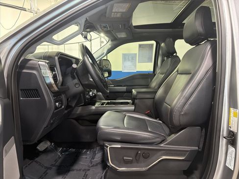 Used 2024 Ford F350 Lariat w/ Lariat Ultimate Package AWD/4WD image 27