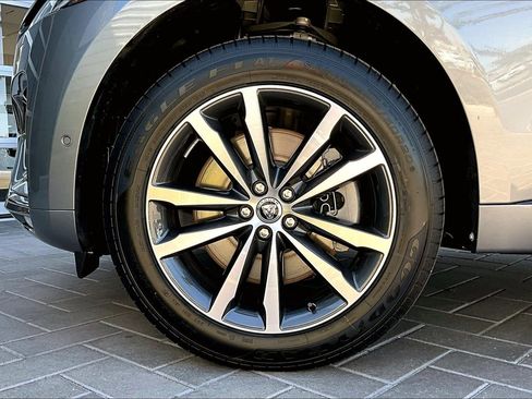 New 2026 Jaguar F-PACE R-Dynamic S image 12