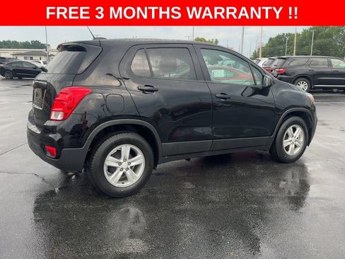 Used 2020 Chevrolet Trax LS w/ Tint and Cruise Package FWD image 8