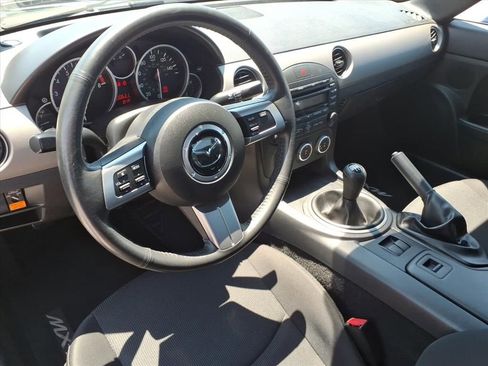 Used 2012 MAZDA MX-5 Miata Sport w/ Convenience Pkg RWD image 6