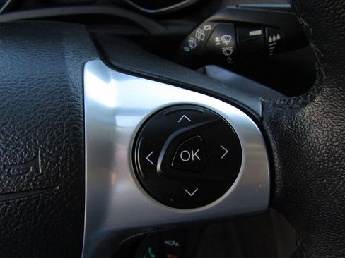 Used 2016 Ford C-MAX SE image 8